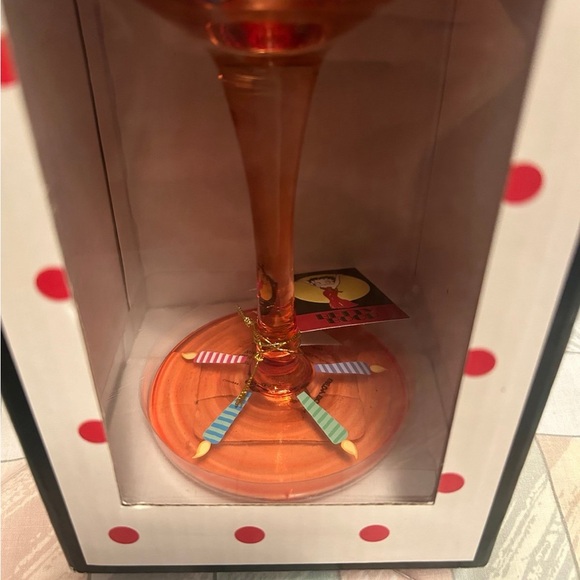 Sold item - Picture 4 of 12